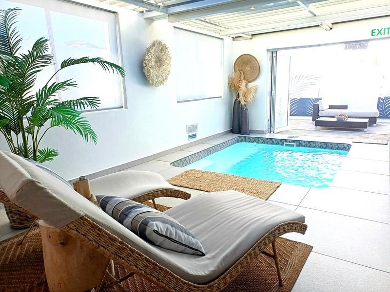 5 Bedroom Property for Sale in Pearl Bay Western Cape